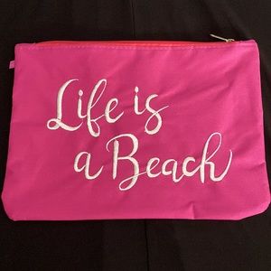 NWOT Multi-Use Waterproof Lined Zippered Pouch